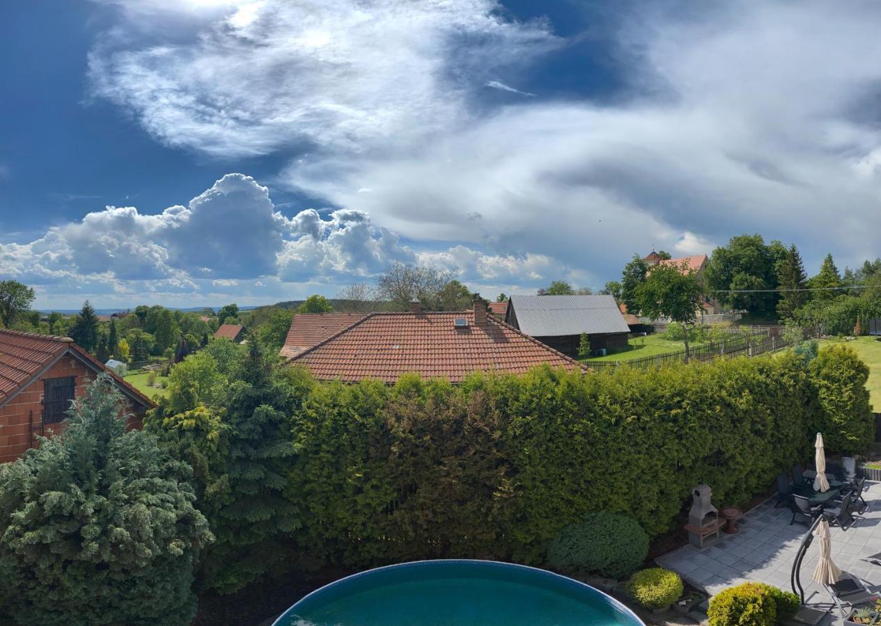 Ubytovani U Kloucku V Potvorove Exterior foto